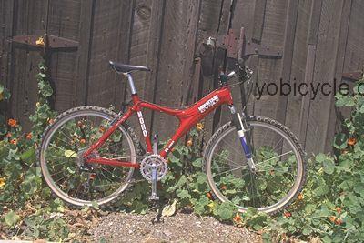 Mountain Cycle Moho STS 1998 comparison online with competitors